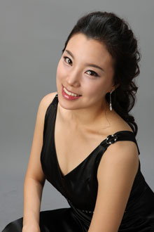 Sumi Hwang